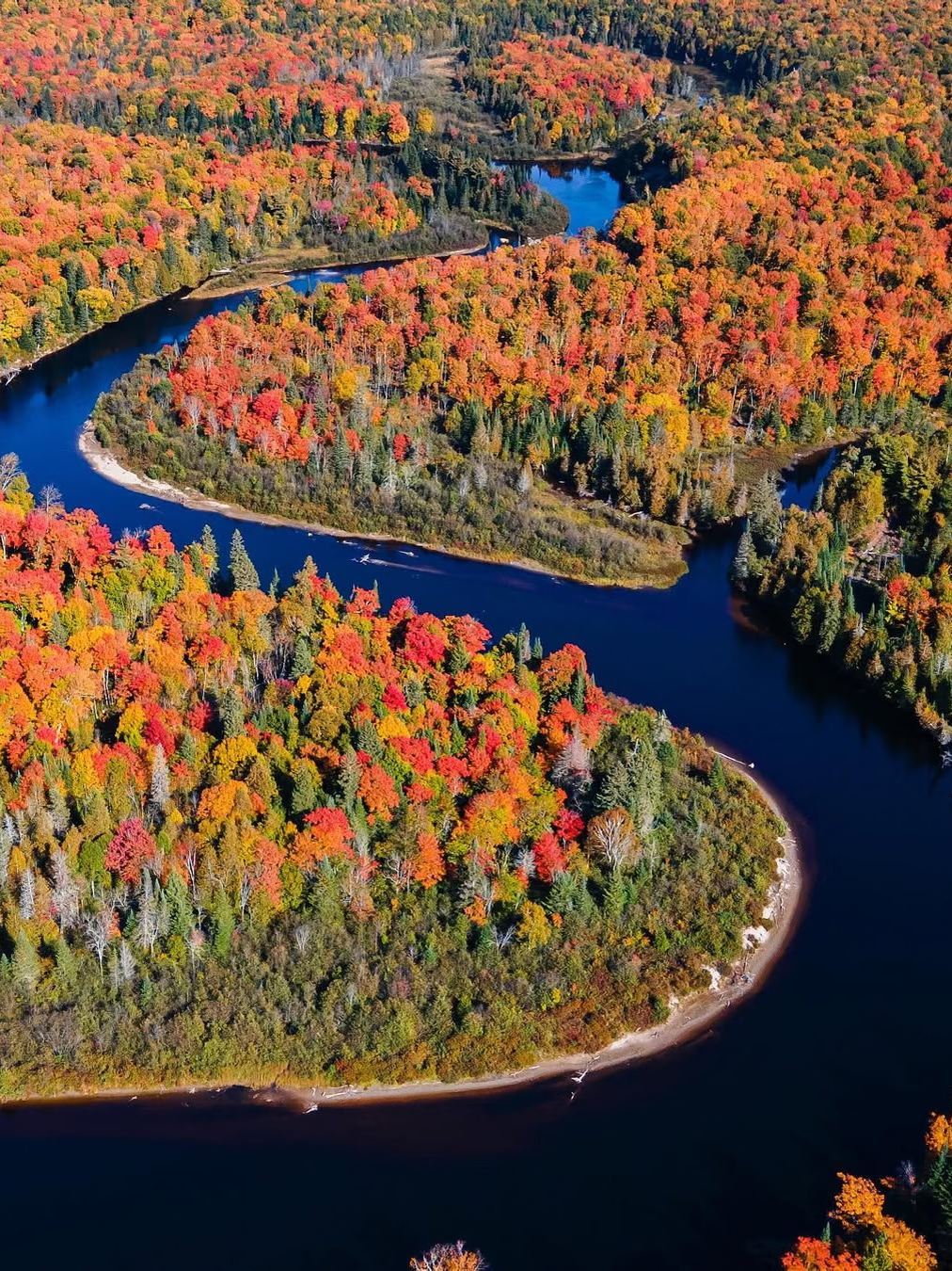 8-Day Canada Travel Guide for the Mid-Autumn Festival