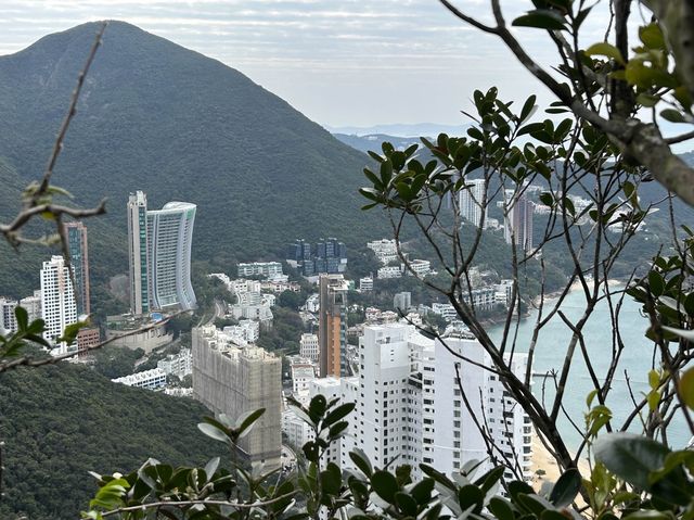 Wong Nai Chung trail down to Stanley