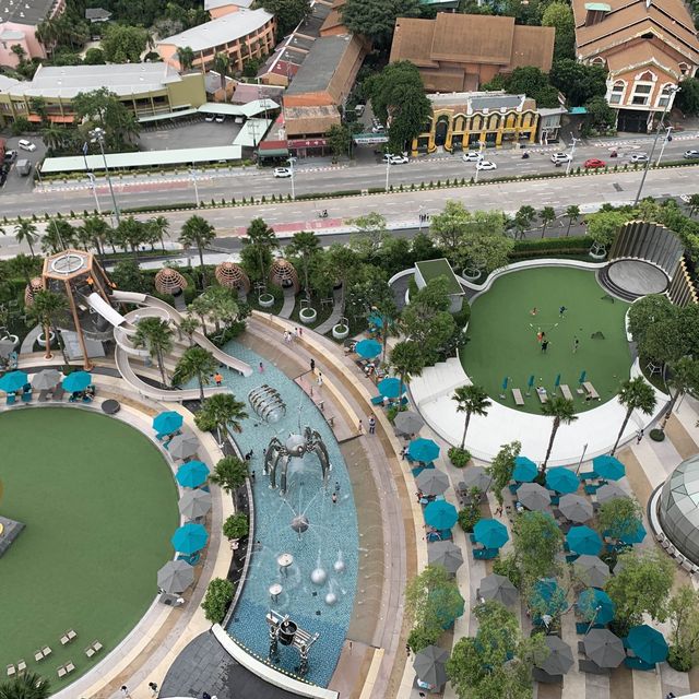 Grand Center Point โรงแรมที่มีสวนน้ำในพัทยา