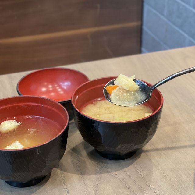旺角｜澎湃滿瀉的丼飯。爆丼屋