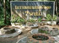 โบราณสถานบ่อเจ็ดลูก