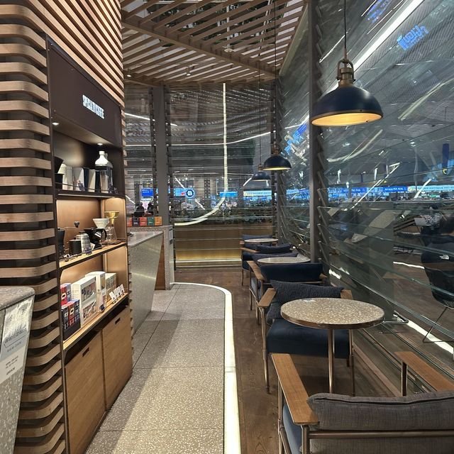《韓国/ 仁川空港》朝からオープン！おすすめカフェ✨COFFEE@WORKS