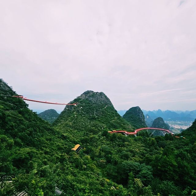 Discover amazing Ruyi Peak Ropeway Scenic