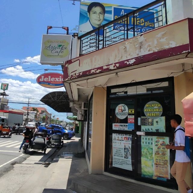 Arteaku Pwesto Cafe & Photography Sta Ignacia Tarlac 