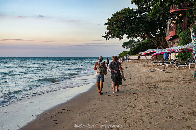 หาดพระตำหนักซ.4 พัทยา