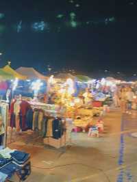 เดินเล่นชิวๆ ถนนคนเดินบางแสน 