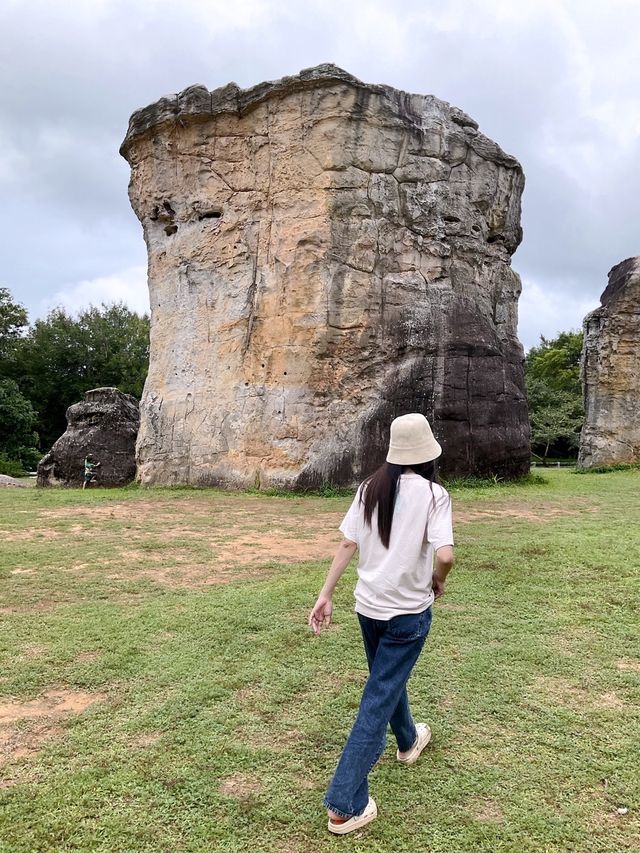 ชมหินขาวยักษ์🏜️
