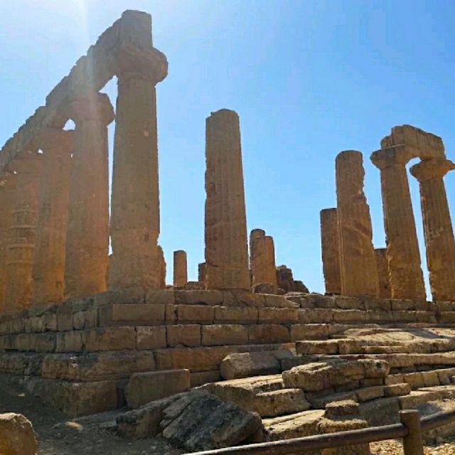 @ VALLE DEI TEMPLI IN SICILY!