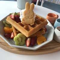 【芭提雅】Miffy Voyage Coffee：打卡必去！可愛miffy主題店，完美打卡勝地！