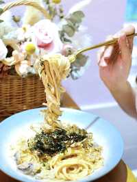 上環滿藝術感及活力cafe