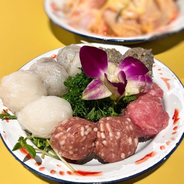 【叁不館 - 港式懷舊主題火鍋店🥘🥢】 