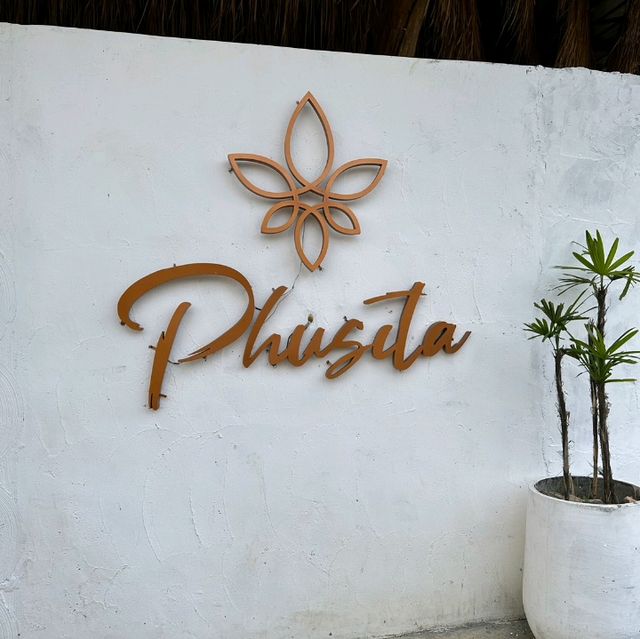 ภูสิตาคาเฟ่ แอนท์ บริทโตร