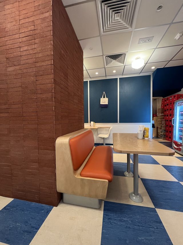  人氣漢堡店登陸沙田🍔