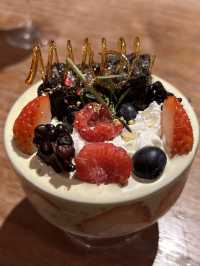 【札幌】〆パフェは「イニシャルサッポロ」へ