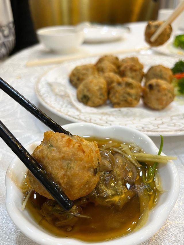 環境似八十年代茶樓，充滿香港情懷～
