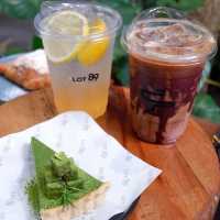 LOT89 Cafe มาในธีม blossome lot ☕️🍵