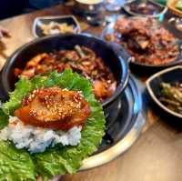 매콤달달한 오징어볶음과 제육이 맛있는 항아리식당!
