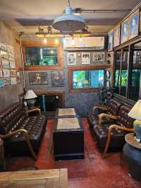 ร้านกาแฟ บ้านริมคลองคาเฟ่
