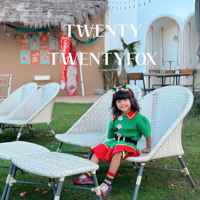 #twentytwentyfox #cafebangsaray  #คาเฟ่สัตหีบ