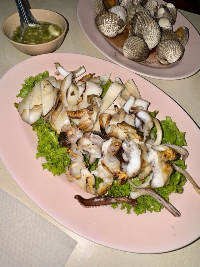 ร้านอาหารซีฟู้ดอร่อยๆที่ยะลาต้อง ร้านธาราซีฟู้ด