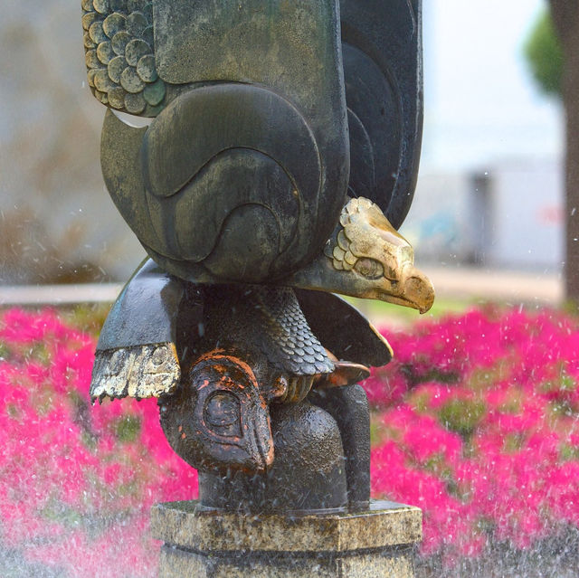 Sit back and relax at Meriken Park