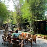 ละลานตา แคมป์ปิ้ง คาเฟ่ ที่เที่ยวนครนายก