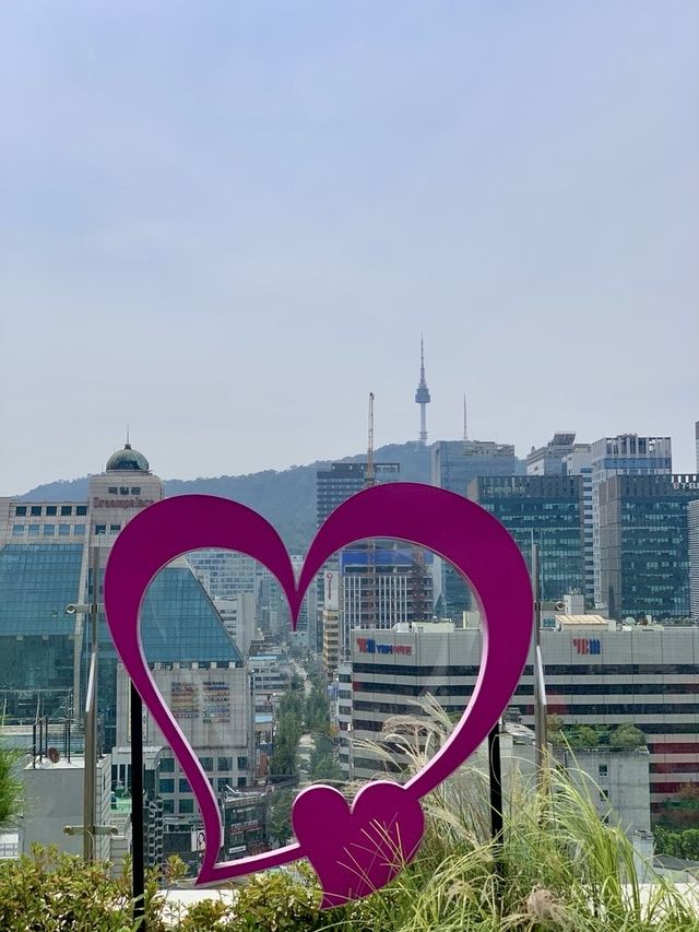 서울의 예쁜 도심 시티뷰를 감상할 수 있는 루프탑이 매력적인 💕 목시 호텔 인사동 💕