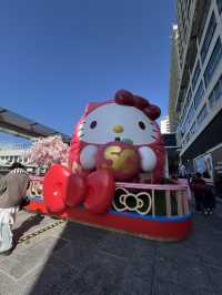 Hello Kitty 50周年‼️祈求好運氣😎海港城新年打卡位