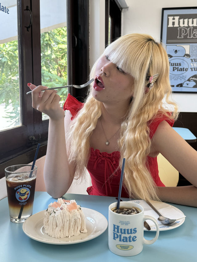 HUUS PLATE 🌹✨ คาเฟ่ที่เปลี่ยนธีมทุกเทศกาล💓