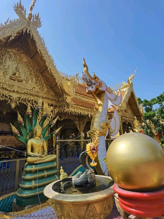 Wat Nong Oo重現佛教神話和泰國民間傳說