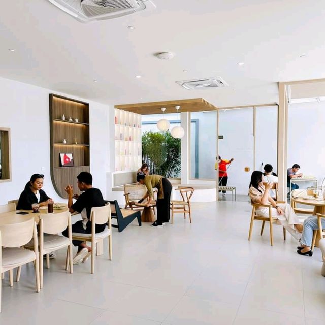 Smilow Cafe