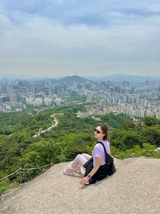 서울 한복판에 1시간이면 올라갈 수 있는 등산코스!