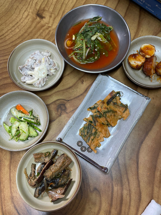 할머니집 같은 분위기에서 정성스러운 한끼 식사를 할 수 있는 평택 촌집🏡