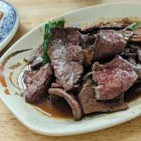 台南人的早餐-米其林必比登推薦：西羅殿牛肉湯