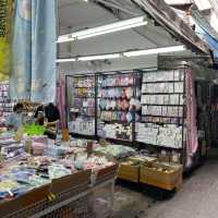 방콕 차이나타운의 대형 로컬 시장, Sampheng Market