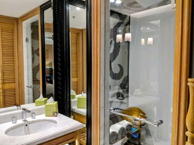 印尼峇里島-入住潮流度假酒店：水明漾海灘英迪格