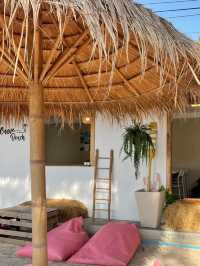curve beach cafe