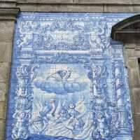 Holy Trinity Church：中世紀建築瑰寶，感受英國基督教歷史