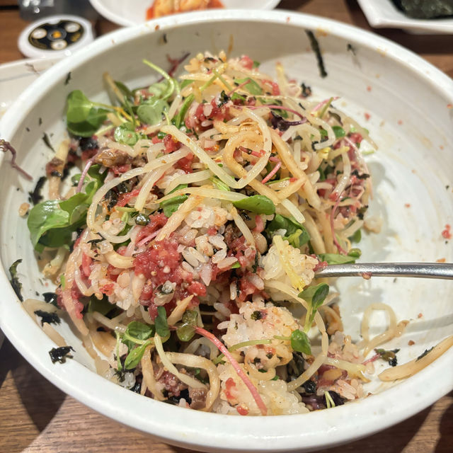【狎鴎亭/ソウル】日本人に人気の焼肉屋のユッケビビンパ