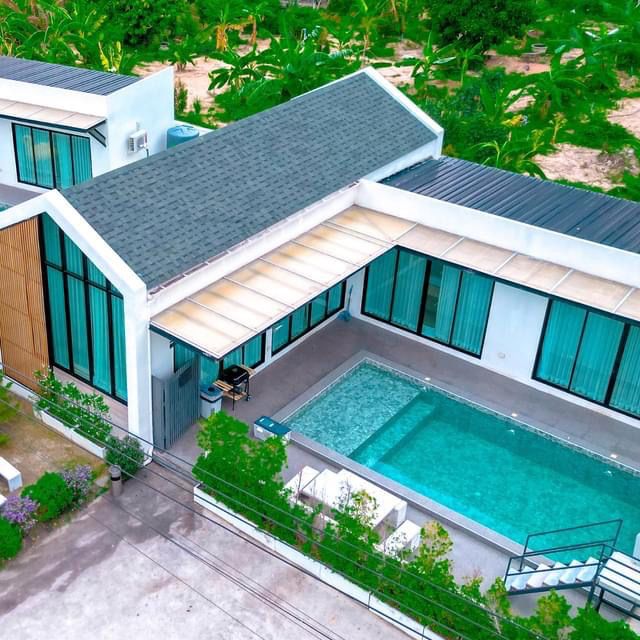 Villa Paramount