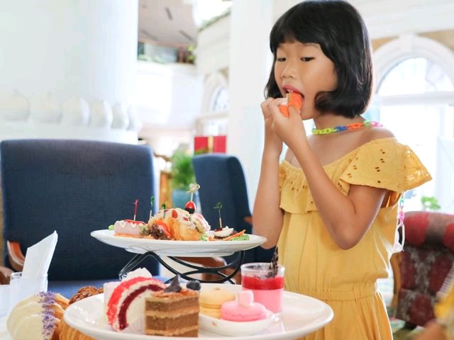 Afternoon Tea @ Montien Riverside Hotel Bangkok