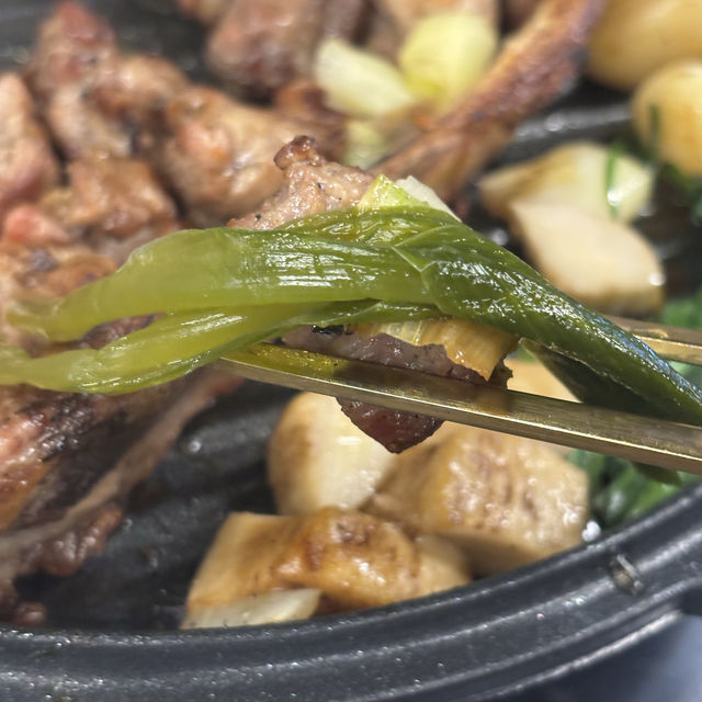 쌍촌동 깔끔한 고기 맛집,육쁘다