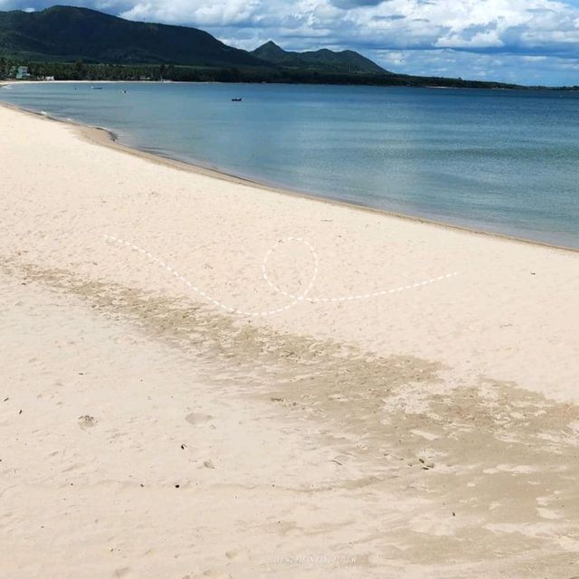 หาดสะพลี ชุมมพร