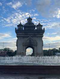ประตูชัยเวียงจันทน์ 🕌