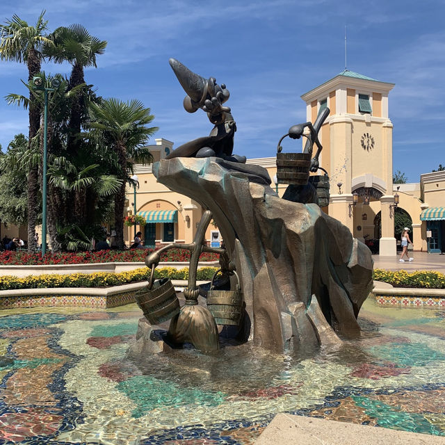 Disneyland Paris: A Magical European Escape