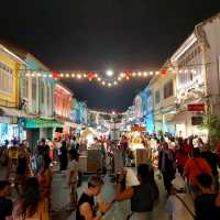 ชมเทศกาลโคมไฟที่ถนนคนเดิน ภูเก็ต 