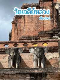 พาชมอนุสรณ์สถานแห่งวัดเจดีย์หลวงเชียงใหม่ 