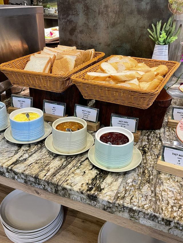 ダナン🇻🇳一泊1人3,000円！？可愛すぎる空間のホテル💚