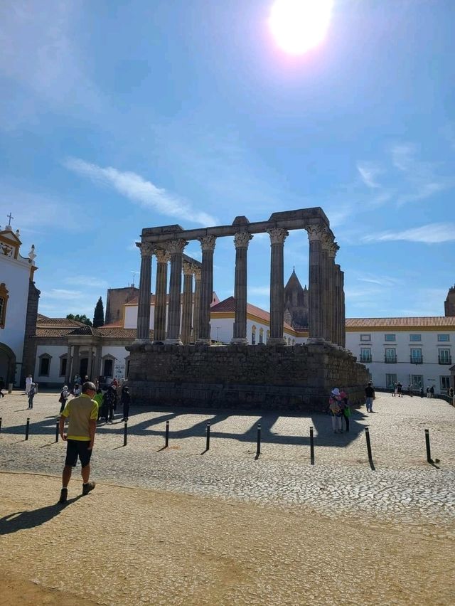 葡萄牙Evora古城遺跡，Almendres Cromlech巨石陣