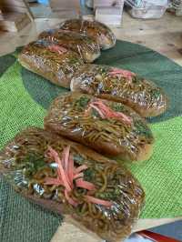 【福岡グルメ】倉庫をリノベーションしたパンもお客さんも多いベーカリー🍞🥖